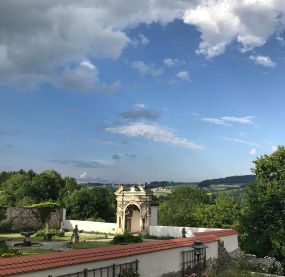 Пансион Gästehaus Mälzerei Auf Schloss Neuburg Am Inn