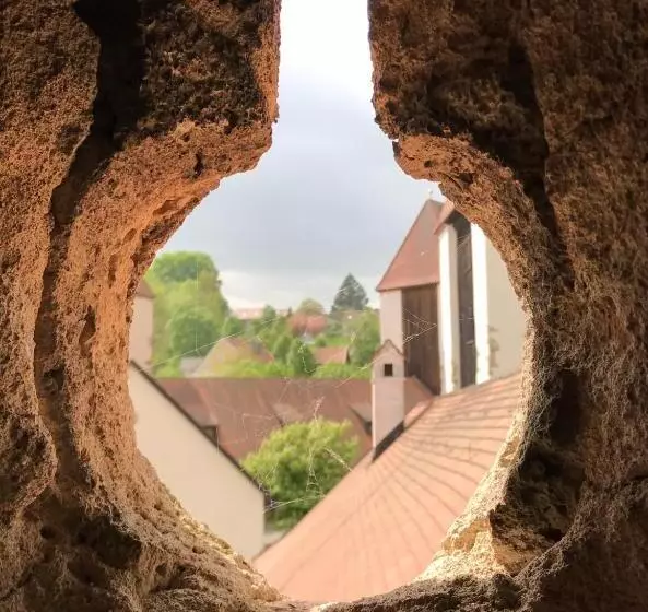 Majatalo Gästehaus Mälzerei Auf Schloss Neuburg Am Inn