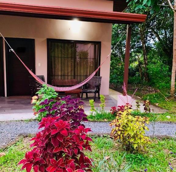 بنسيون Villa Tucan