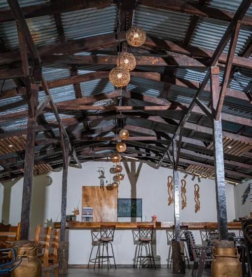 بنسيون Villa Tucan