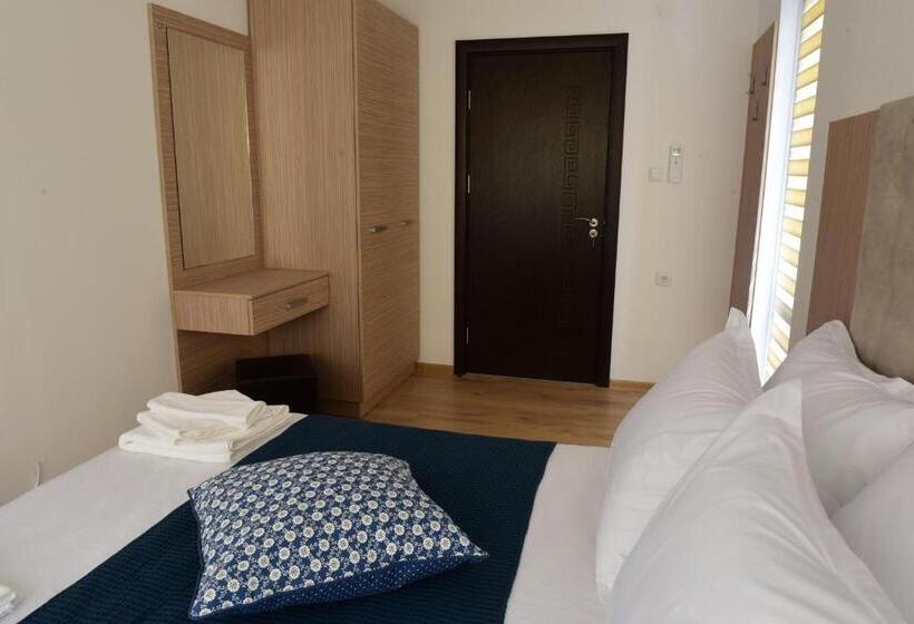 فندق Active Apartments