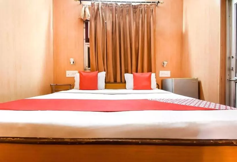 ホテル Gurumehar Residency