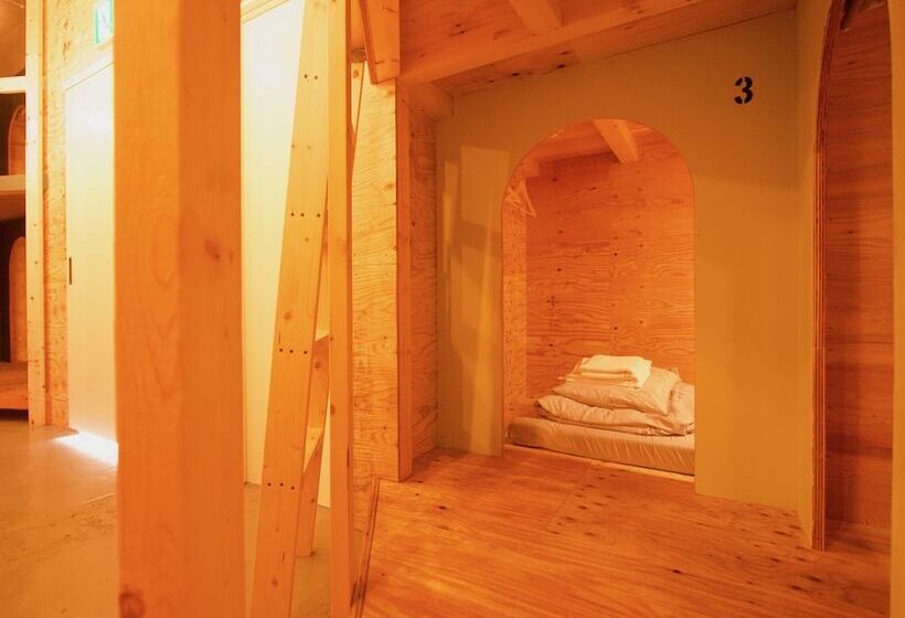 پانسیون Ishigaki Guesthouse Hive