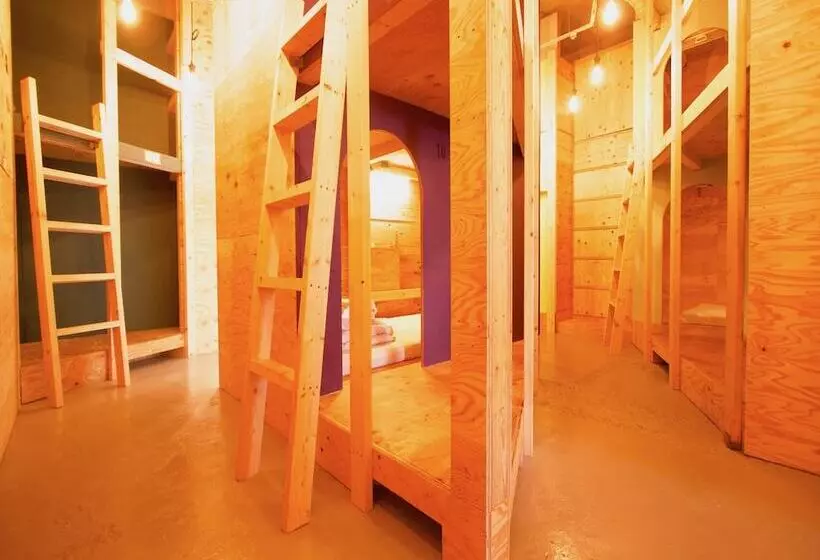 Majatalo Ishigaki Guesthouse Hive