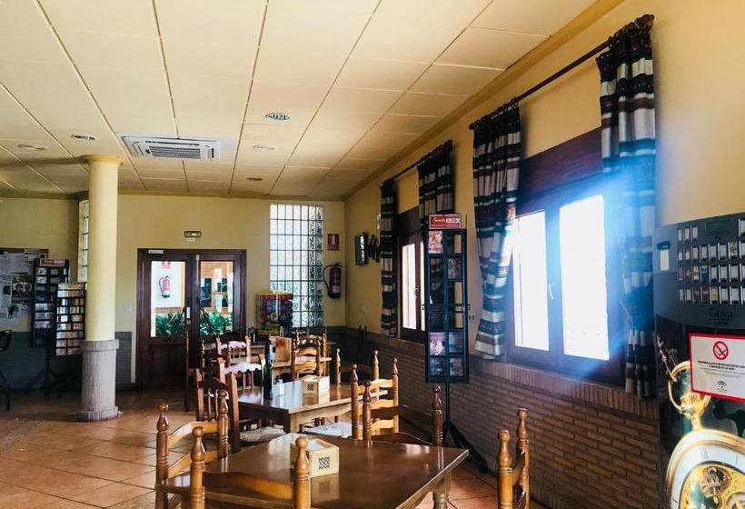 펜션 Hostal Restaurante Ecuador