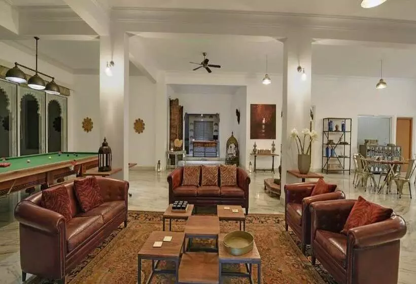 ホテル Fateh Safari Suites By Fateh Collection