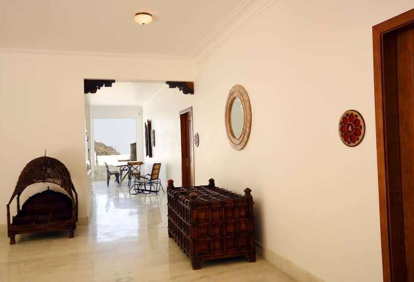 Отель Fateh Safari Suites By Fateh Collection