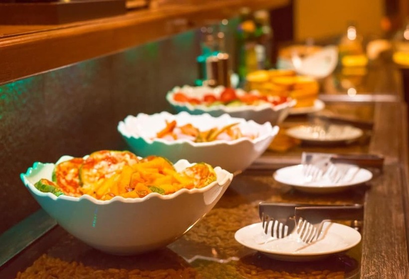 هتل Santa Mónica