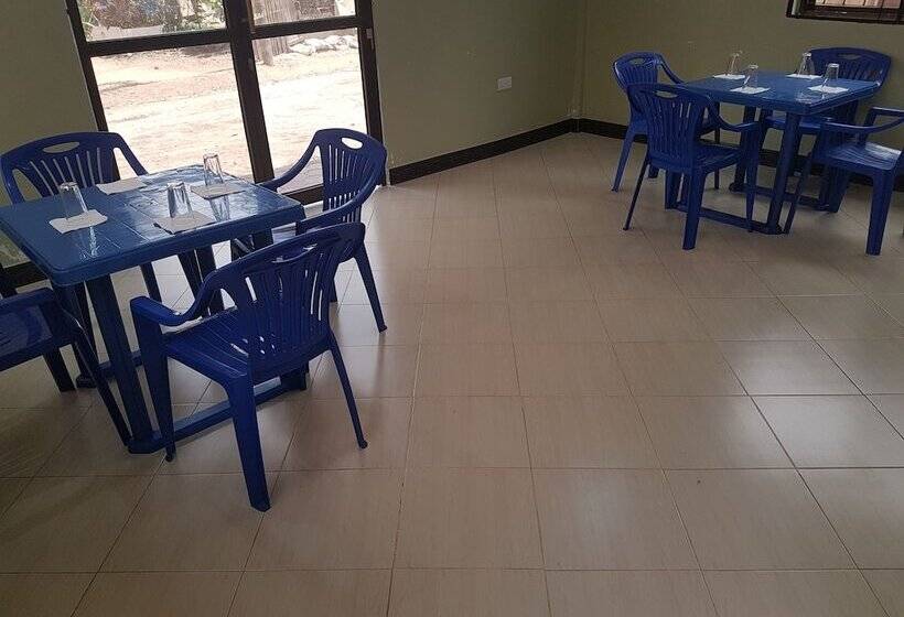 پانسیون Co Msasani Guest House