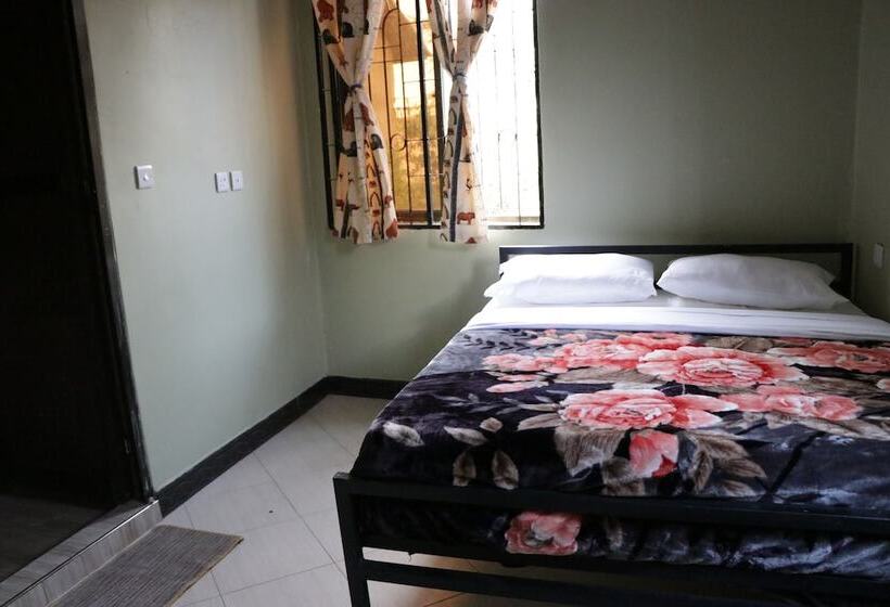 پانسیون Co Msasani Guest House