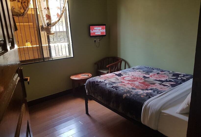 پانسیون Co Msasani Guest House