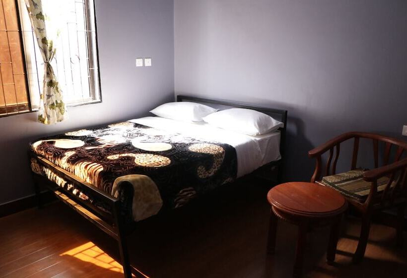 پانسیون Co Msasani Guest House