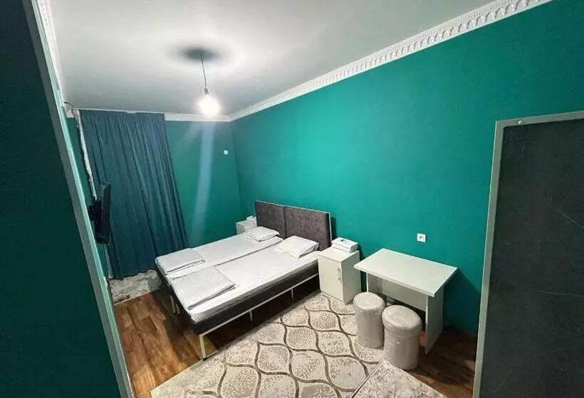 پانسیون Uncle Kolya Boutique