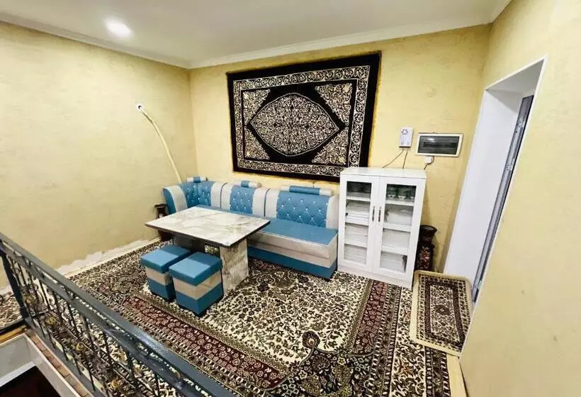 پانسیون Uncle Kolya Boutique