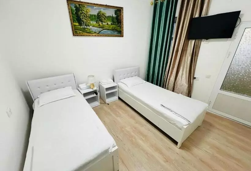 پانسیون Uncle Kolya Boutique