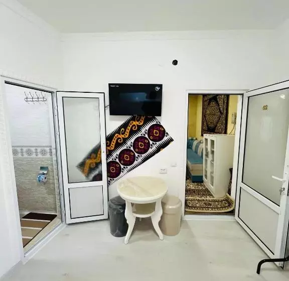 پانسیون Uncle Kolya Boutique