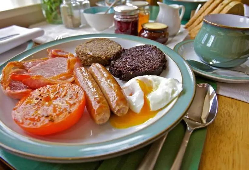 تختخواب و صبحانه Heatherlea