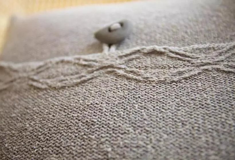 تختخواب و صبحانه Heatherlea