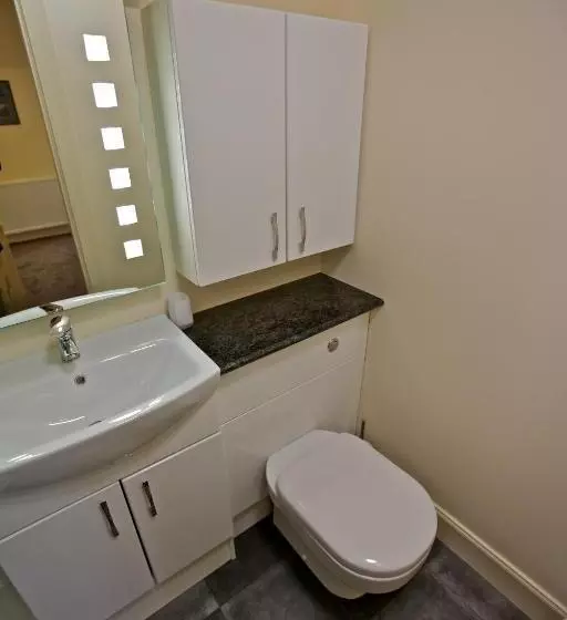 تختخواب و صبحانه Heatherlea