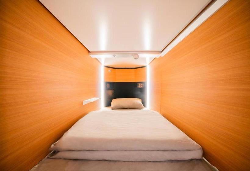 Kapszulahotel Kafnu Taipei