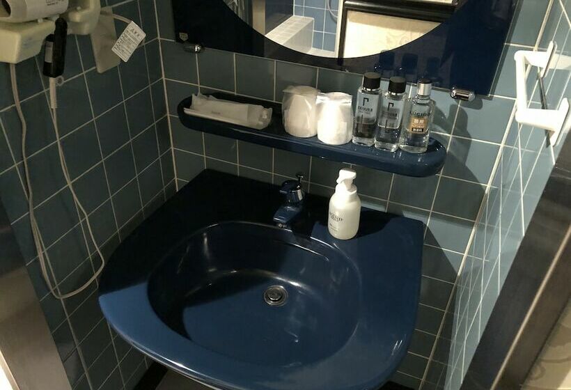 Nishikawaguchi Station Hotel Stay Lounge