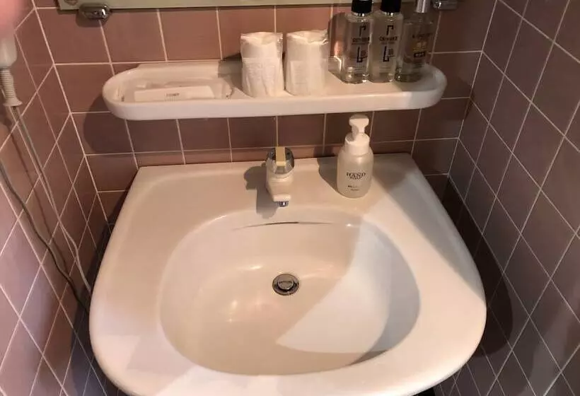 Nishikawaguchi Station Hotel Stay Lounge