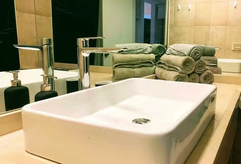 Luxurious Beach Apartment