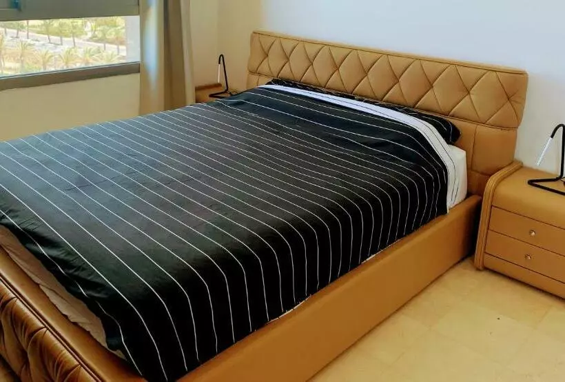 Luxurious Beach Apartment