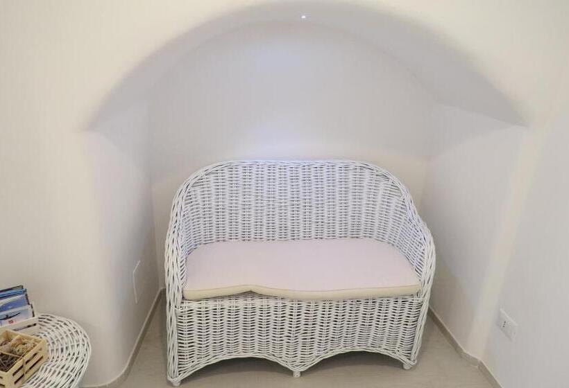 پانسیون Sirenè