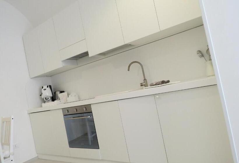 پانسیون Sirenè