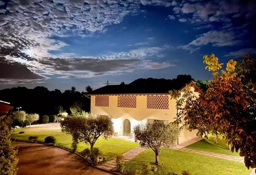 هتل Agriturismo Bitturelli