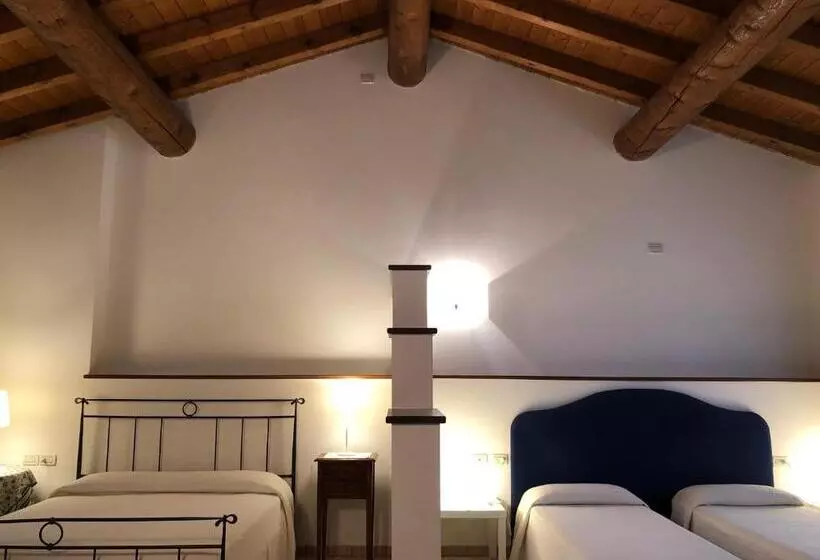 هتل Agriturismo Bitturelli