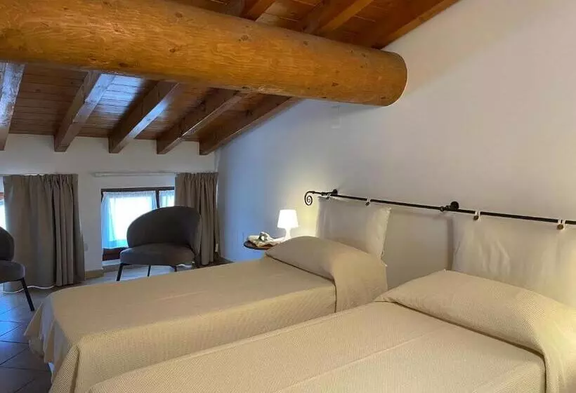 هتل Agriturismo Bitturelli