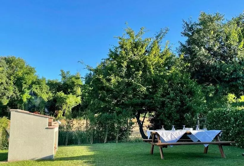 هتل Agriturismo Bitturelli