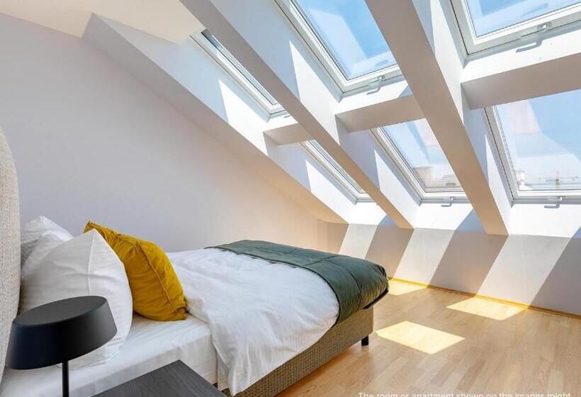 Numa I Strauss Apartments