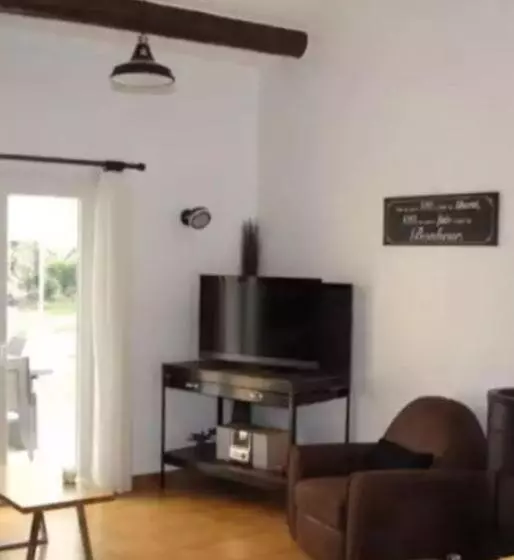 پانسیون Corsica Paddock