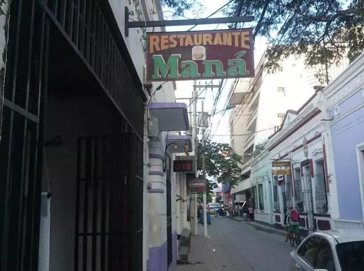 ペンション Hostal El Exito