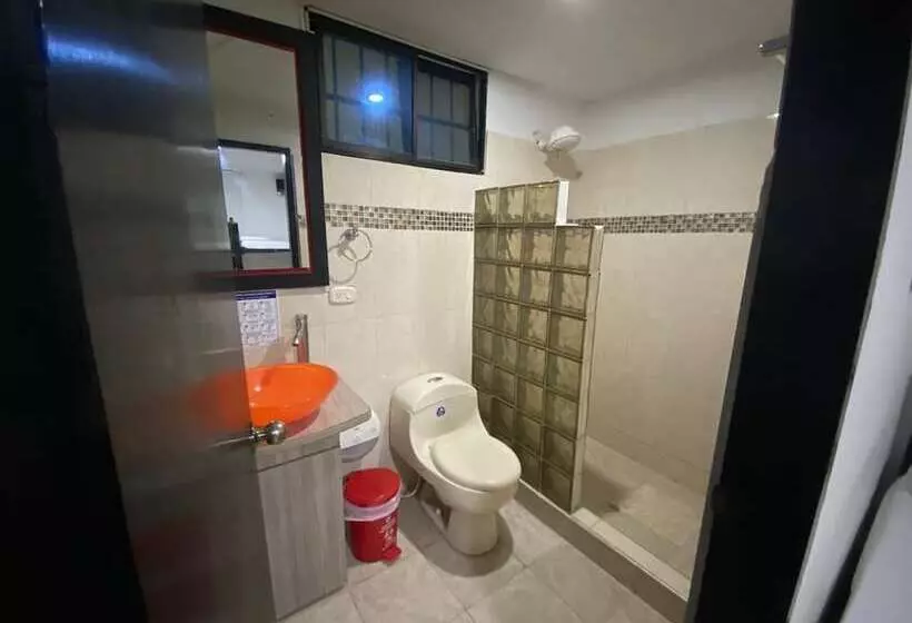 ペンション Hostal El Exito