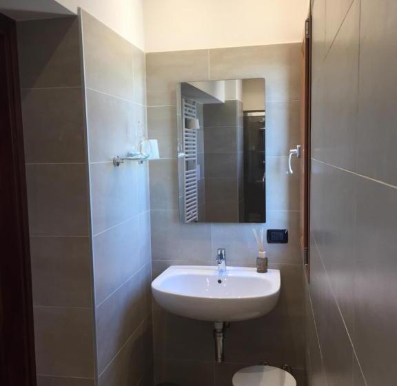 پانسیون L' Ammiraglio