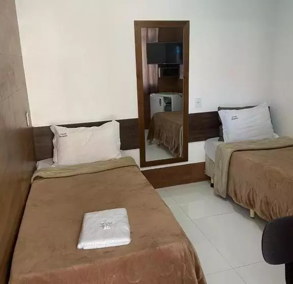 Retkeilymaja Pousada Pinheiro