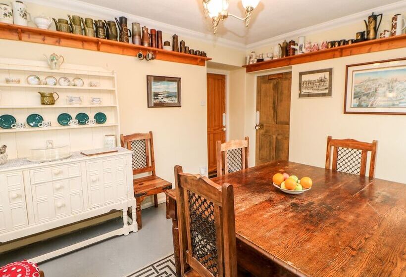 צימר Chare Close Cottage