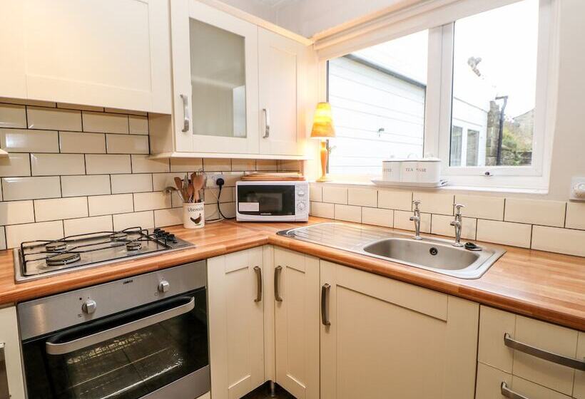 צימר Chare Close Cottage