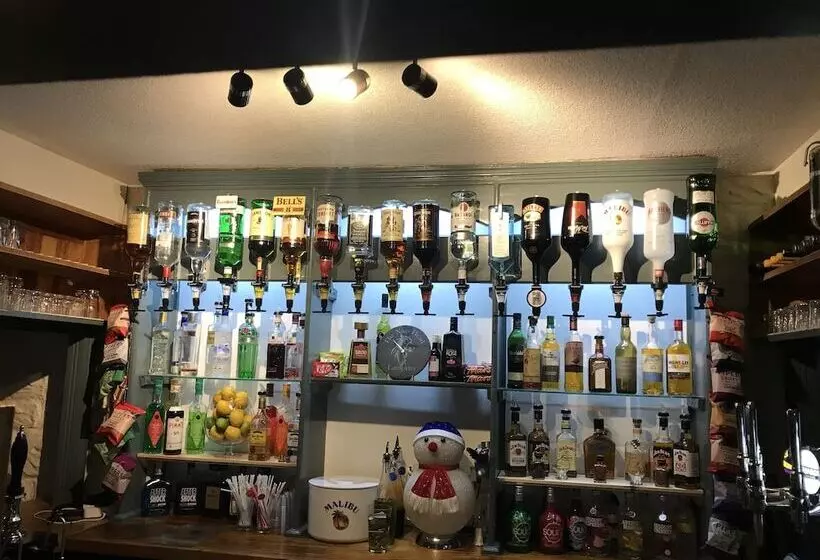 تختخواب و صبحانه Nags Head Pub