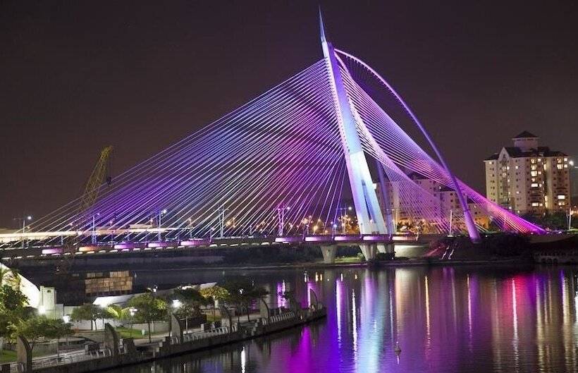 فندق The Loftplaza