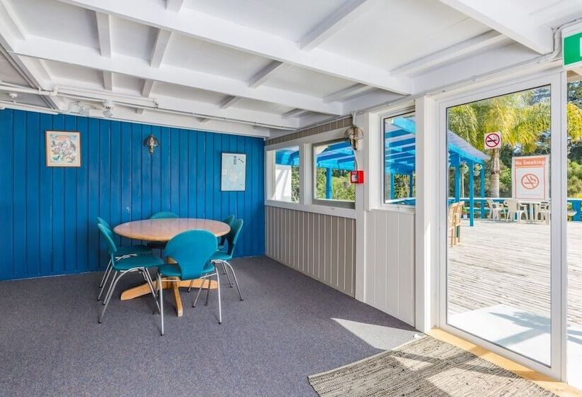 汽车旅馆  Riverside Lodge Paihia