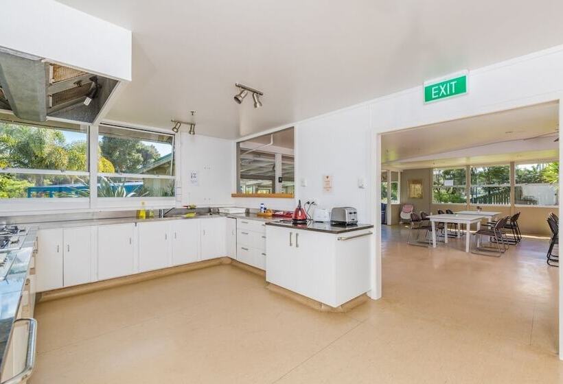 汽车旅馆  Riverside Lodge Paihia