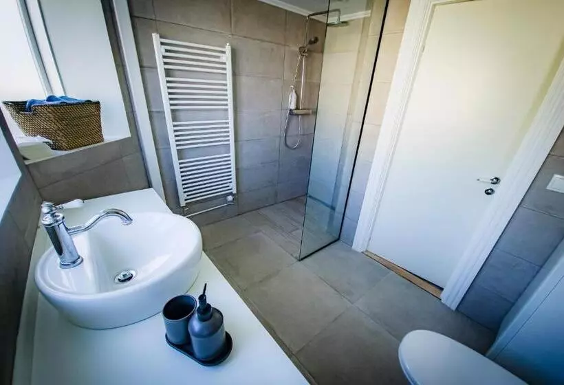 پانسیون Guesthouse Hóll