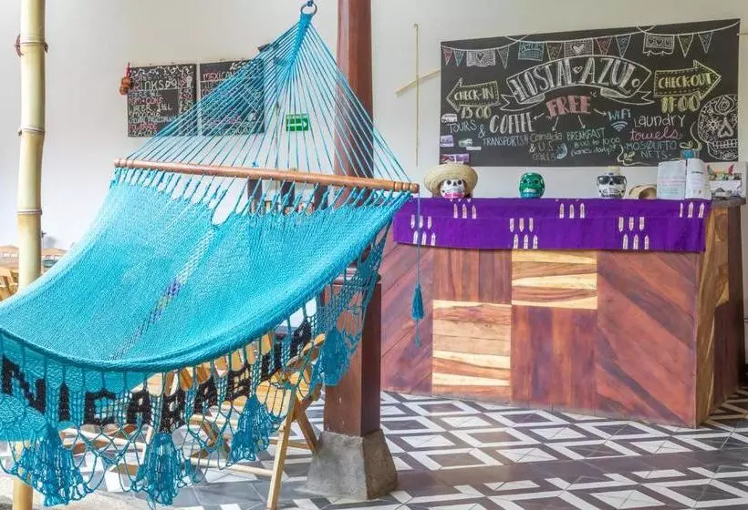 پانسیون Hostal Azul