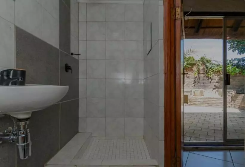 پانسیون Khesa Guesthome