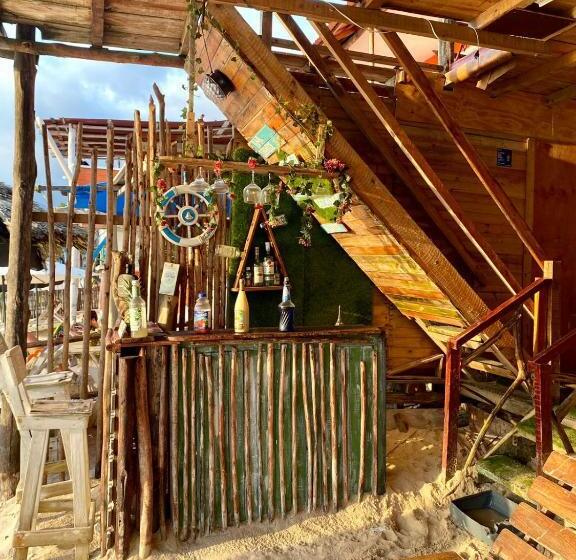 پانسیون Raw Kokomar Posadanativa